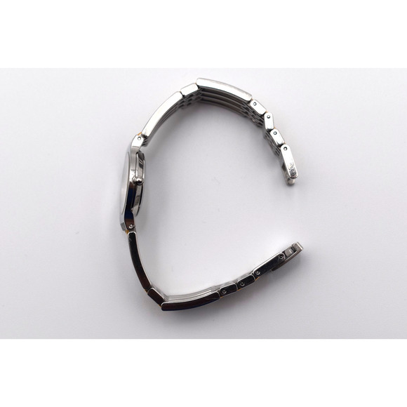 Movado Women's Two-Tone Esperanza Mother of Pearl Face Classic Museum 84 A1 1821 - Picture 4 of 9